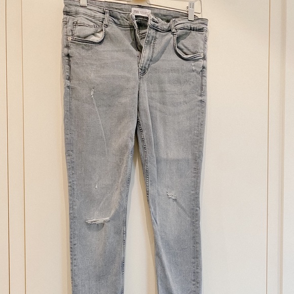 Zara super stretch skinny light grey denim jeans! - Picture 2 of 2